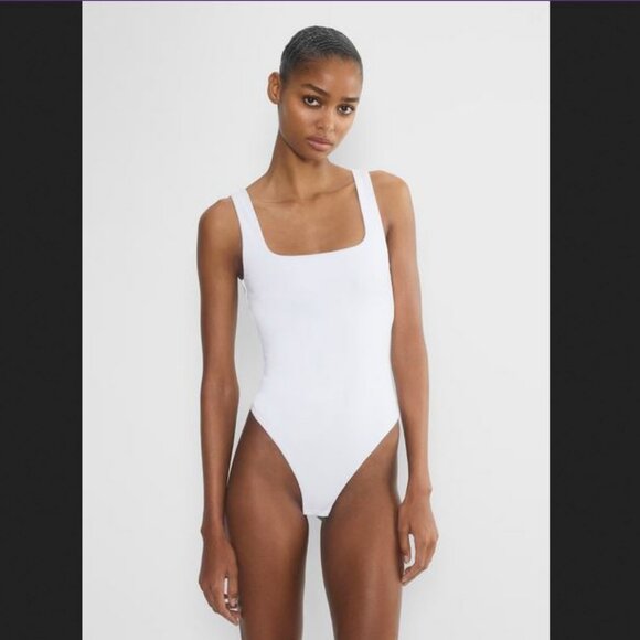 🥬NWOT Aritzia Babaton Contour Second-skin Squareneck Sleeveless Bodysuit Grey - Picture 9 of 16